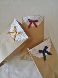 Paper Kraft Bag Napkin Holder White Paper Doilies Lace Favors Bag Wedding Fancy Party Table Decor Bridal Shower Kraft Bag Paper Doilies Napkin Holder