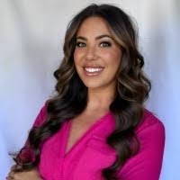 Natalie Jensen's Instagram, Twitter & Facebook