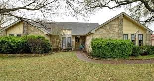 A partir de 5 ans • dans l'école des licornes de serge, il y a les mêmes typologies d'élèves que dans toutes les écoles du monde: Cette Maison A 535 000 Est A Vendre Et C Est Possiblement La Maison La Plus Etrange Du Monde Ipnoze