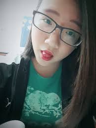 Meow Chien (@spexialfever)