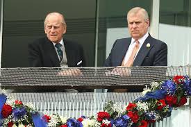 Ob prinz philip für diesen job taugt, darf allerdings bezweifelt werden: Prinz Philip Wird Prinz Andrew Von Seinem 100 Geburtstag Ausgeschlossen Gala De