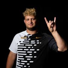 Benjamin Shue (@ShueBws91205)