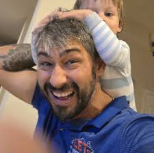 Reaction to a lengthy self praising post in roofing community