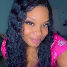 One of my quick ways to make Mac and cheese, have yall ever used sour cream?