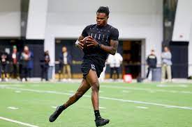 Travis Hunter: I'd quit football before being a 1-way player | Reuters