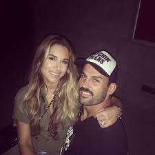81 9k Likes 301 Comments Jessie James Decker Jessiejamesdecker On Instagram My Sugar Da Mustach Eric And Jessie Decker Jessie James Jessie James Decker