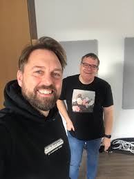 Andy gätjen steven gätjen größe: Steven Gatjen On Twitter Immer Wieder Ein Fest Danke Mein Lieber Freund Schon Dass Wir Uns Gesehen Haben Elton Best Of The Best