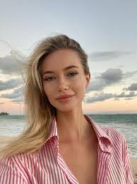 sheyla moreno gheorghe (morenogheorghe)