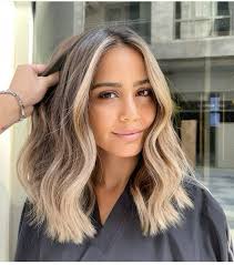 Ebony Marshall (ebonymarshall95)