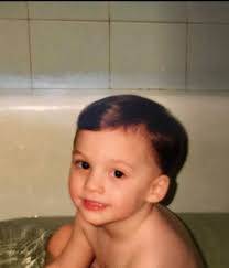 Any Donors in Orlando FL ? Between today & Friday? 🤞🏾🫂Would prefer  caucasian with blue eyes, possibly ginger genetics. AI only , we are  looking to start our family😊. Please NO donors