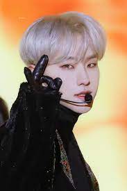 He is a member of the boy group seventeen, the leader of its performance team, and part of its special unit bss. H Prince On Twitter Hoshi Seventeen Hoshi Seventeen Kpop