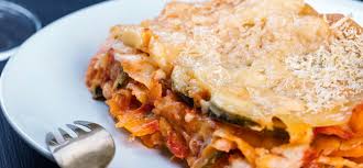 Queso provolone, salsa de tomate (mejor si es casera), pimentón dulce y/o picante. Cocinar Con El Microondas Recetas Rapidas Y Sanas