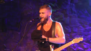 Ben Poole Win You Over Live At Bootleggers Kendal Uk 25 07 19 Blues Music Kendall Blues