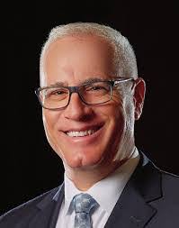 Nicole Laumann's Instagram, Twitter & Facebook