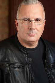 Aaron Hawkins's Instagram, Twitter & Facebook