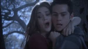 Stiles saves Lydia