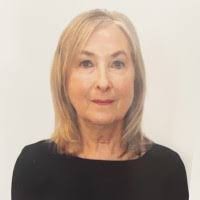 Linda Brody's Instagram, Twitter & Facebook