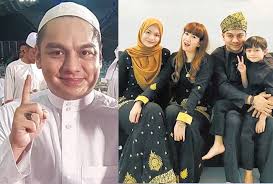 Semua mengetahui bahawa pelakon boy iman atau nama penuhnya norul iman abd rahman telah mendapat gelaran 'dato' dan juga 'doktor'. Saya Dah Berpisah Dengan Isteri Pada 20 April 2018 Datuk Boy Iman Media Hiburan