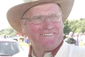 Justine Colvin's Instagram, Twitter & Facebook