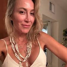 Heather Parsley's Instagram, Twitter & Facebook