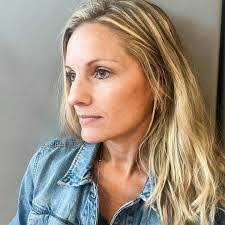 Terri Axton's Instagram, Twitter & Facebook