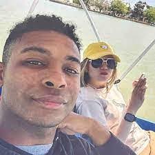 Donna Armstead's Instagram, Twitter & Facebook