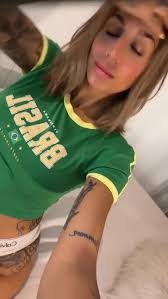 Reel by Salome Sanchez (@rousse_barbie_dj) · December 9, 2025