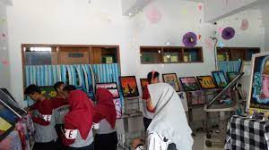 Check spelling or type a new query. 20 Inspirasi Dekorasi Pameran Seni Rupa Hammond Time