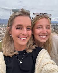 Trip sponsored by @dutchbroscoffee and @einsteinbros ☕️🥯👙☀️🌵🔂