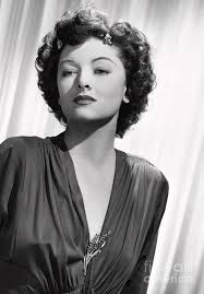 This depends on your application (see application list on the right). Actress Myrna Loy By Bettmann