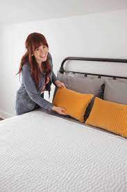 The airbnb welcome book offers a great way for hosts to impress guests and it shows that you want them to experience the best that your area has to offer. How To Set Up The Ultimate Airbnb Space A Beautiful Mess