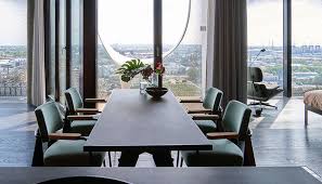 Die elbphilharmonie ist deutschlands teuerstes wohnhaus, mit quadratmeterpreisen der wohnungen zwischen 15.000 und 25.000 euro. Minimalistic Loft In Der Elbphilharmonie