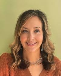 Hallie Roth's Instagram, Twitter & Facebook