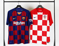 2020 chile weg fußball trikot fußball shirt herren erwachsene frei zoll nameset. Im Detail Nike Kroatien Wm 2018 Vs Fc Barcelona 19 20 Heimtrikot Nur Fussball