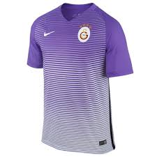 Die deutsche nummer 10 war lange zeit mesut özil. Galatasaray Istanbul Trikot 3rd Frauen 2016 2017 Sportiger De