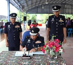 Jalan merdeka e122a, dataran pahlawan megamall, melaka 75000 malezya. Polis Melaka Lawatan Kerja Timbalan Ketua Polis Melaka Facebook