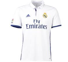 Hace pocos días hemos podido conocer, al fin, tras unos meses de espera, cómo serían las camisetas nuevas del real madrid para la próxima temporada pues bien, la tercera equipación de este nuevo año no ofrece en este caso muchas novedades para el real madrid, ya que repetirá el color negro. Compra Camiseta Del Real Madrid On Line