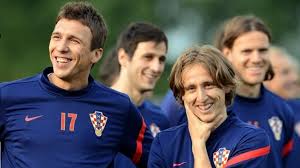 Lucas digne, léo dubois, lucas hernandez, presnel kimpembe. Ferfi A Valogatott Rakitic Nelkul Is Bombaeros A Horvat Keret