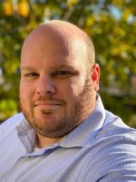 Zach Winston's Instagram, Twitter & Facebook