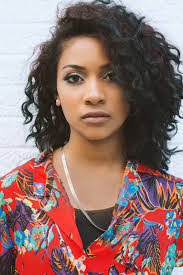 Ines Lewis's Instagram, Twitter & Facebook