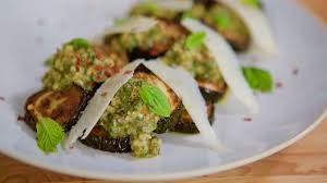Mollys Foodblog Zucchini Mit Walnusspesto Lebensmittel Essen Zucchini Kochrezepte
