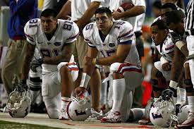 The orlando sentinel's iliana limon romero reports that tebow once played peacemaker between his former florida gator teammate. Tim Tebow Tried To Intervene In 2007 Bar Fight In Florida Wsj