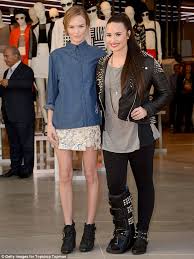 Kate Bosworth Gives Demi Lovato A Hug Before She Performs At The Topshop Opening With A Broken Leg Daily Mail Online