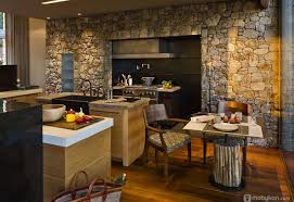 صور مطابخ حديثه و اشكال مطابخ مودرن و مميزه من موبيكان Stone Kitchen Design Minimalist Kitchen Design Stone Kitchen