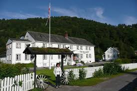 Audio / visual project from the pacific northwest of canada, drawing influence from ulvik.bandcamp.com we were in the final stages of composing and recording a new full length. Ulvik Fjord Hotel Pensjonat Picture Of Hardanger Guesthouse Ulvik Tripadvisor