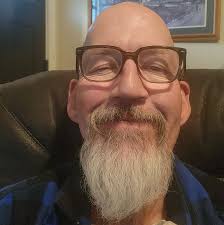 Where can I run my 14 ft smokercraft safely and catch some crabs?