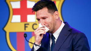 Kanye held his latest listening party for. Lionel Messi Receives Formal Psg Two Year Contract Offer After Barcelona Exit