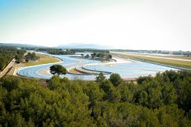 07:38 a világbajnoki tabellán a 131 pontos max verstappen előnye 12 pont lewis hamiltonnal szemben, míg sergio perez 84 ponttal a 3. Erdekes Tudnivalok Az F1 Es Francia Nagydijrol F1vilag Hu