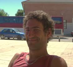 Roman REID, 40 ans (OYTIER SAINT OBLAS, MIONS)