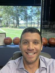 Zach Devine's Instagram, Twitter & Facebook